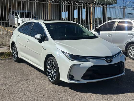 TOYOTA COROLLA 1.8 VVT-I HYBRID FLEX ALTIS PREMIUM CVT TOYOTA COROLLA 1.8 VVT-I HYBRID FLEX ALTIS PREMIUM CVT